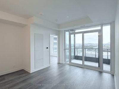 Unit 702 — 20 Deans Drive — photo 4