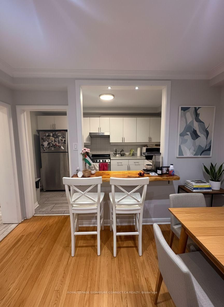 Lower-185 Silver Birch Avenue, Toronto, ON, photo 4