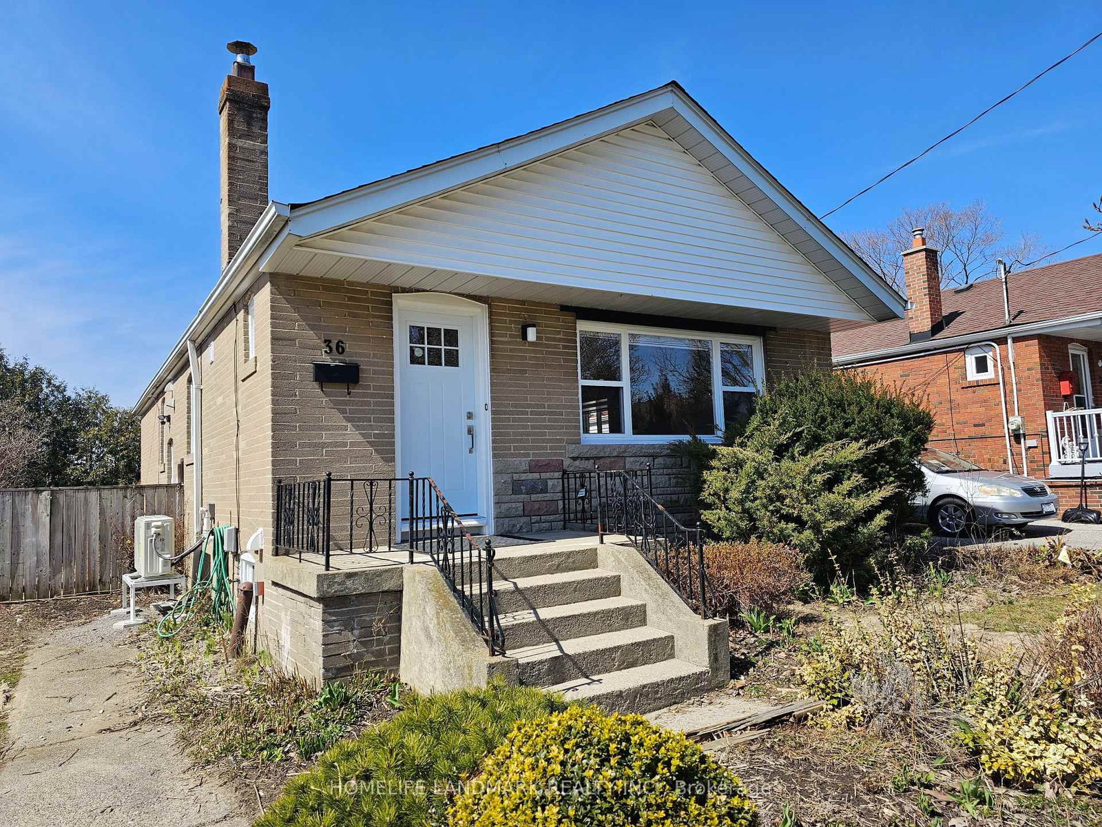 Basemen-36 Corinne Crescent, Toronto, ON