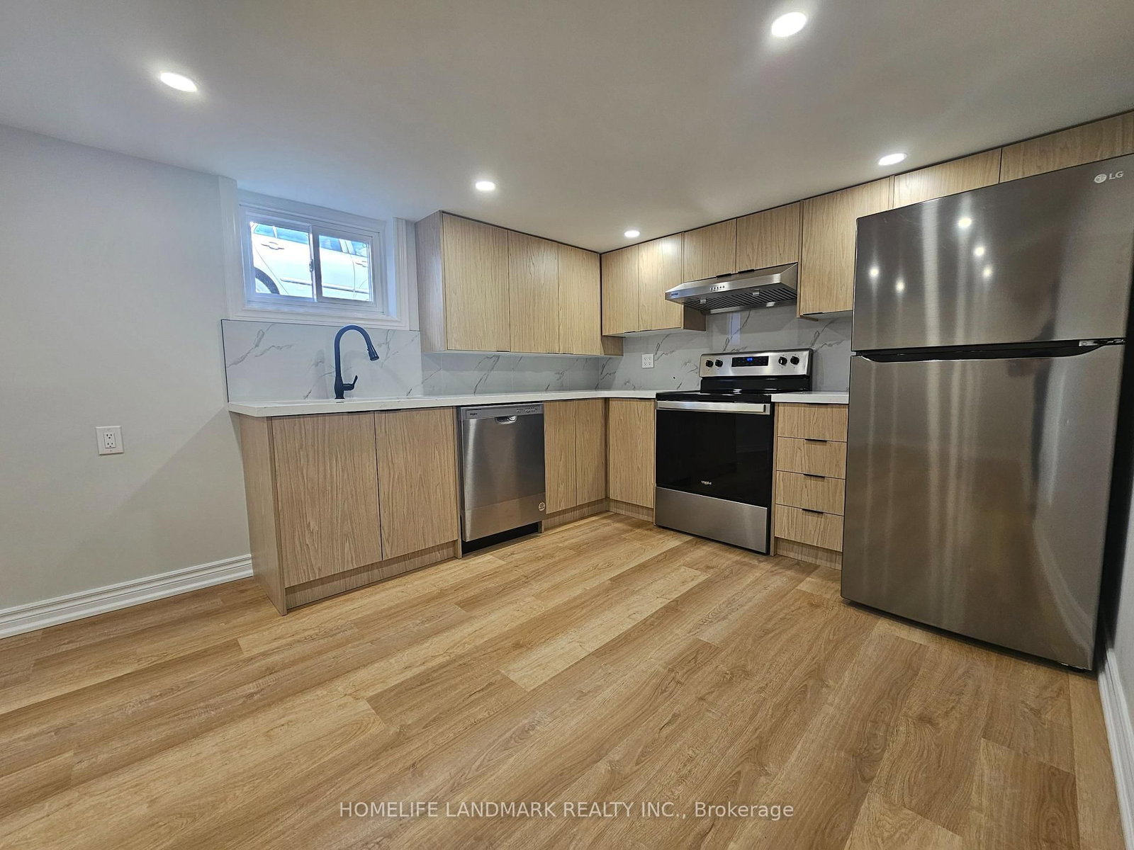 Basemen-36 Corinne Crescent, Toronto, ON, photo 3
