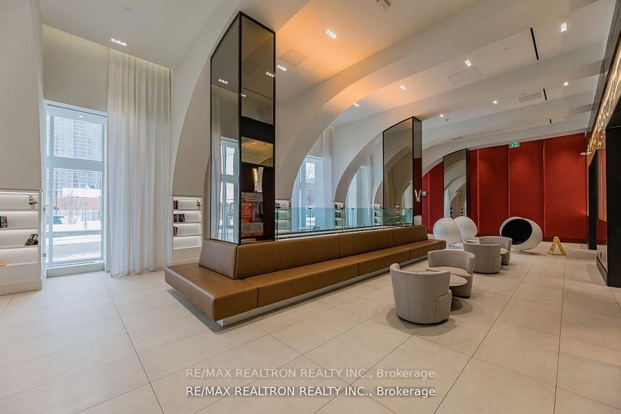 2008-2033 Kennedy Road, Toronto, ON, photo 5