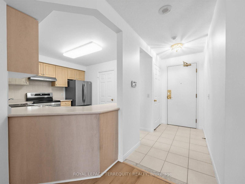 #1507 - 5001 Finch Avenue E
