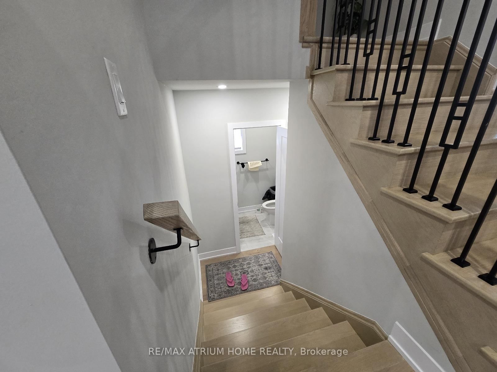 5 Norbury Crescent • Toronto, ON photo 23