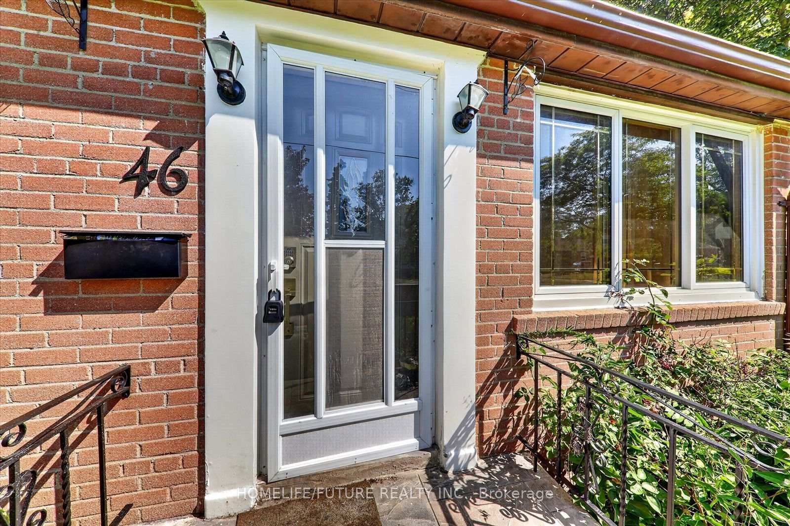 46 Stamford Square, Toronto, ON, photo 5