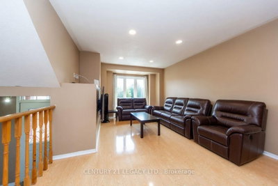 20 Twigg Drive • Ajax, ON photo 8
