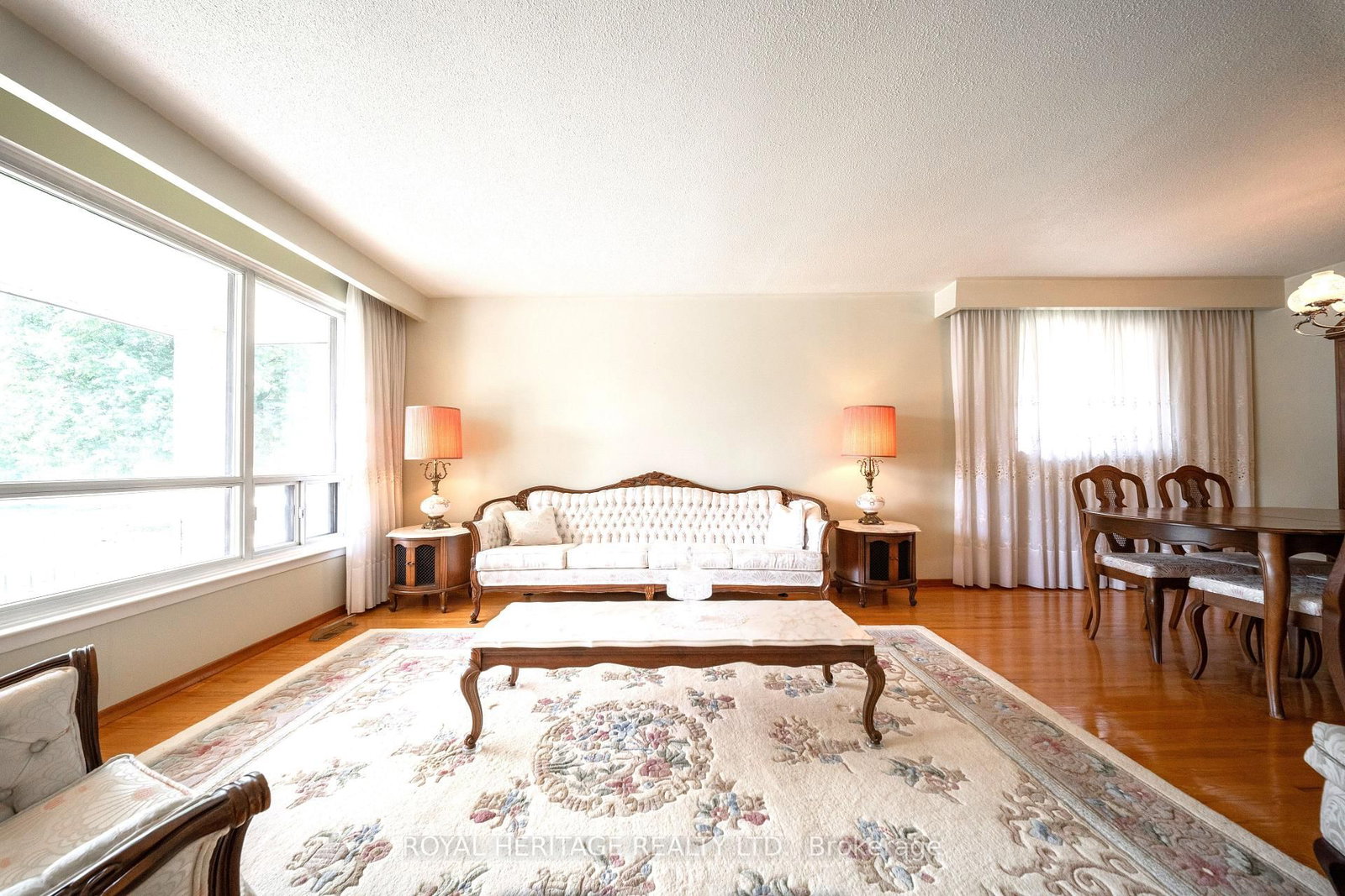 79 Fulbert Crescent • Toronto, ON photo 5