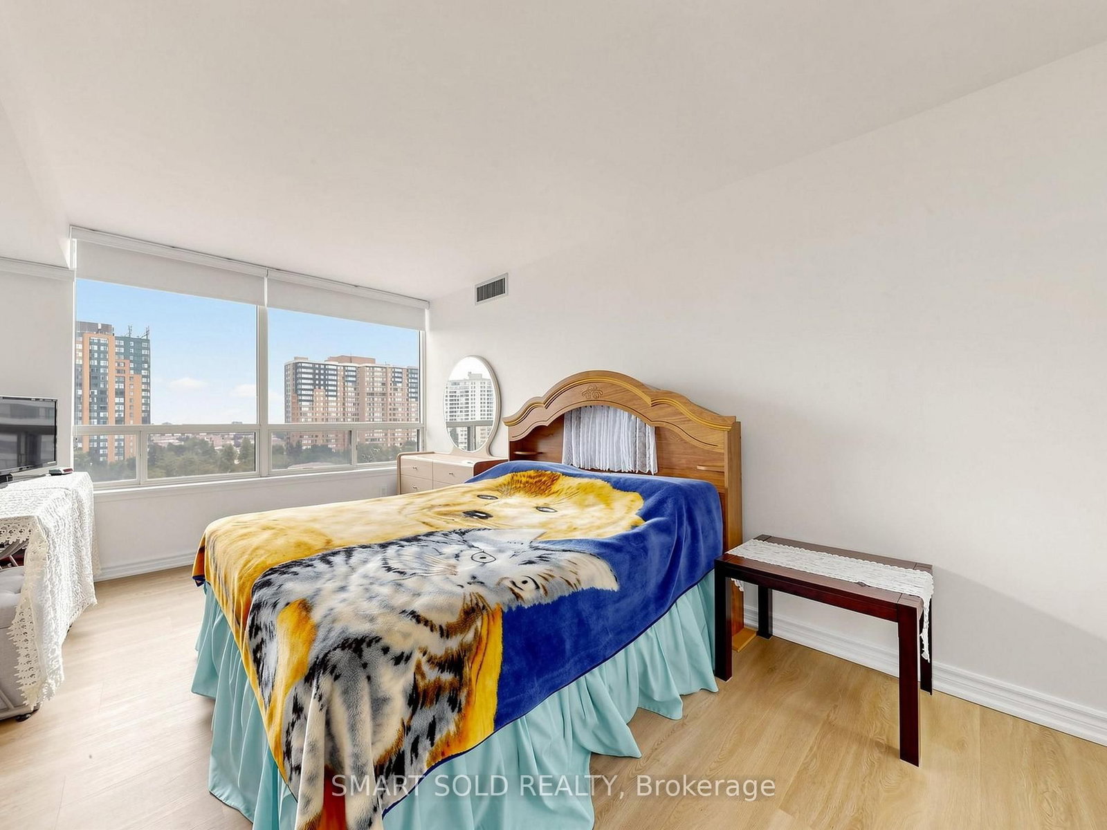 300 Alton Towers Circle • #908 • Toronto, ON photo 27