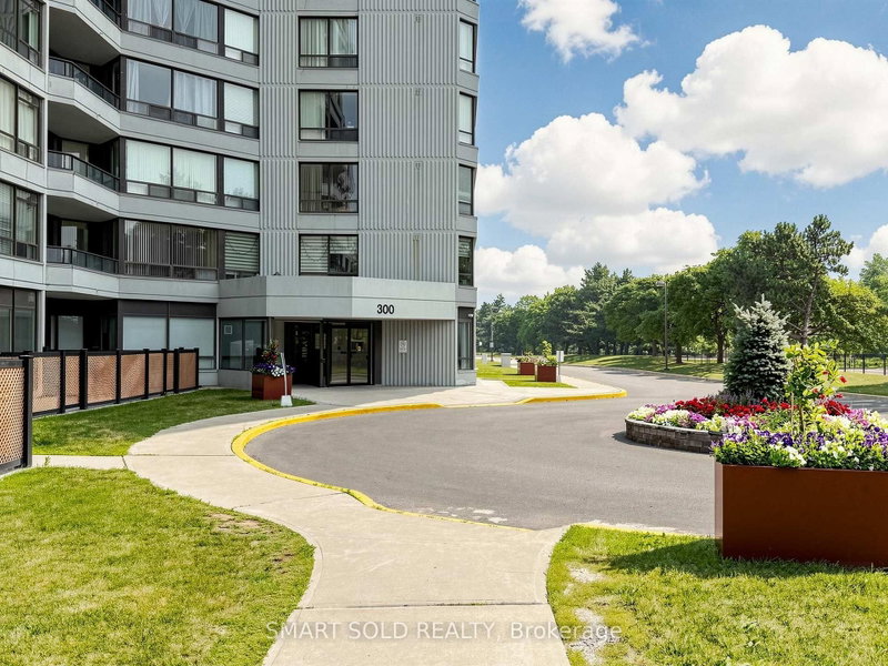 908 - 300 Alton Towers Circle