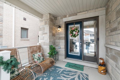 59 Maskell Crescent • Whitby, ON photo 2