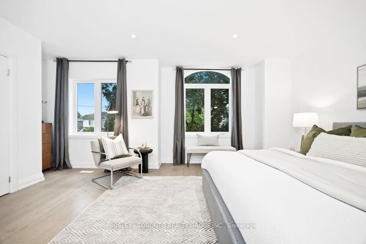 99 Cadorna Avenue • Toronto, ON photo 20