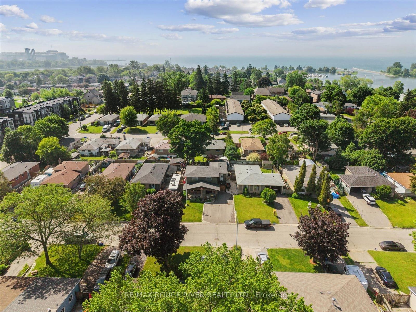 1289 Ilona Park Road • Pickering, ON photo 39