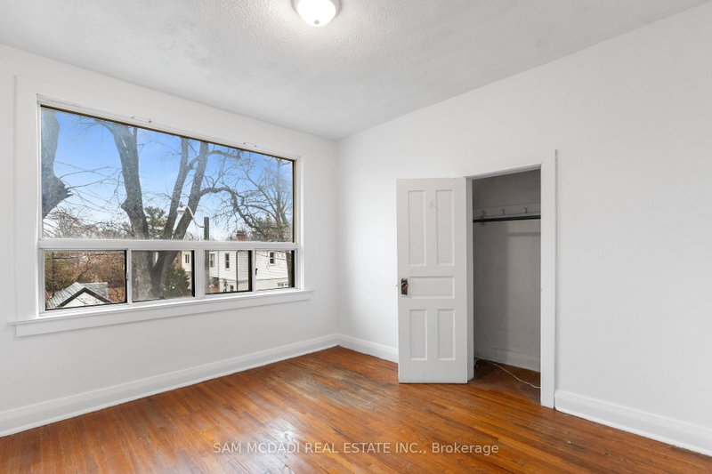 259 Milverton Toronto,ON M4J 1V6 — Photo 16