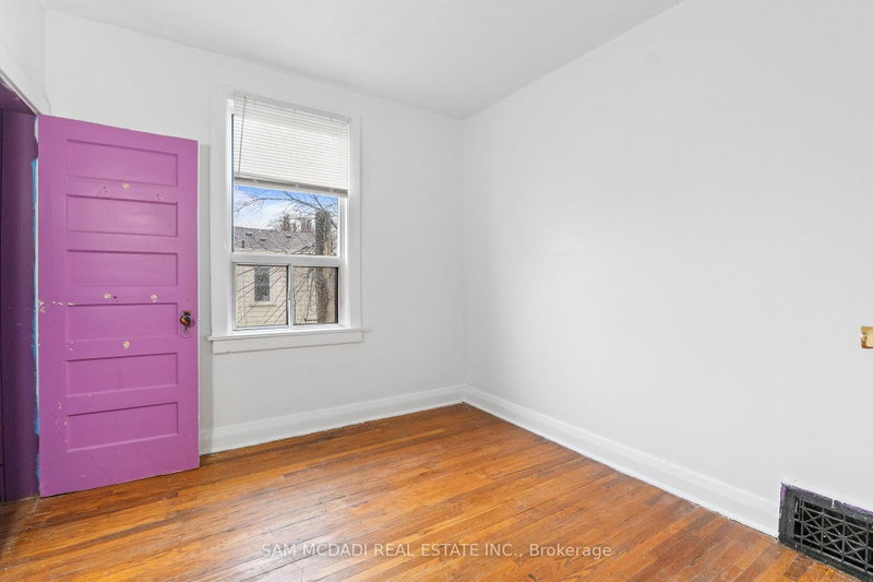 259 Milverton Toronto,ON M4J 1V6 — Photo 19