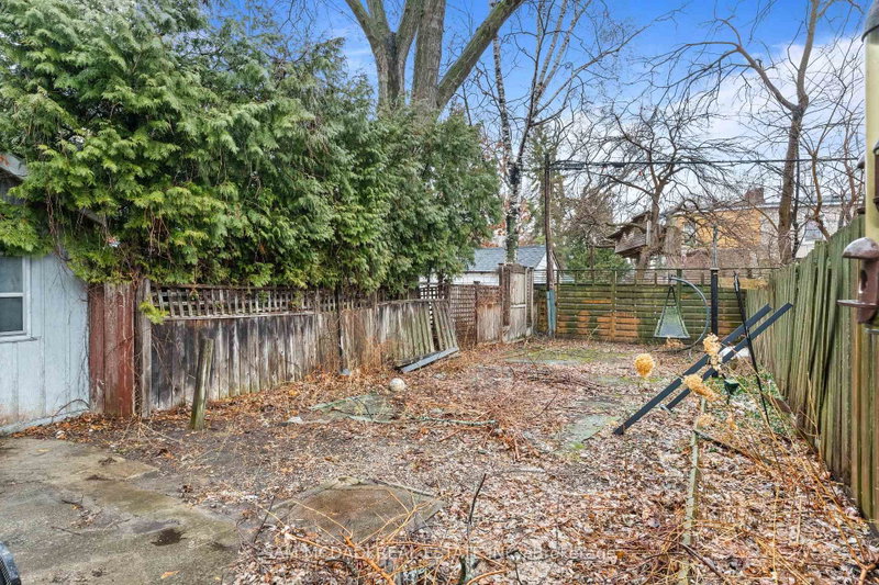 259 Milverton Toronto,ON M4J 1V6 — Photo 22