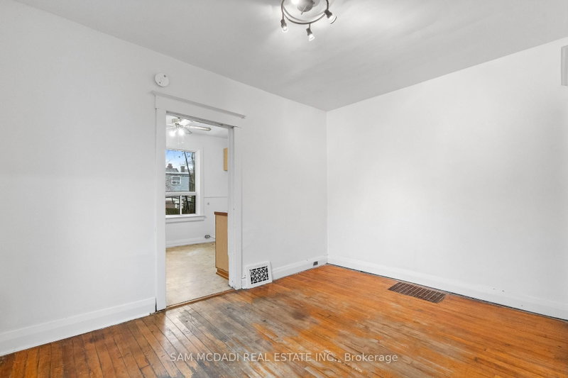 259 Milverton Toronto,ON M4J 1V6 — Photo 7