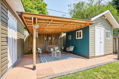 316 Burrows Hall Boulevard • Toronto, ON photo 4