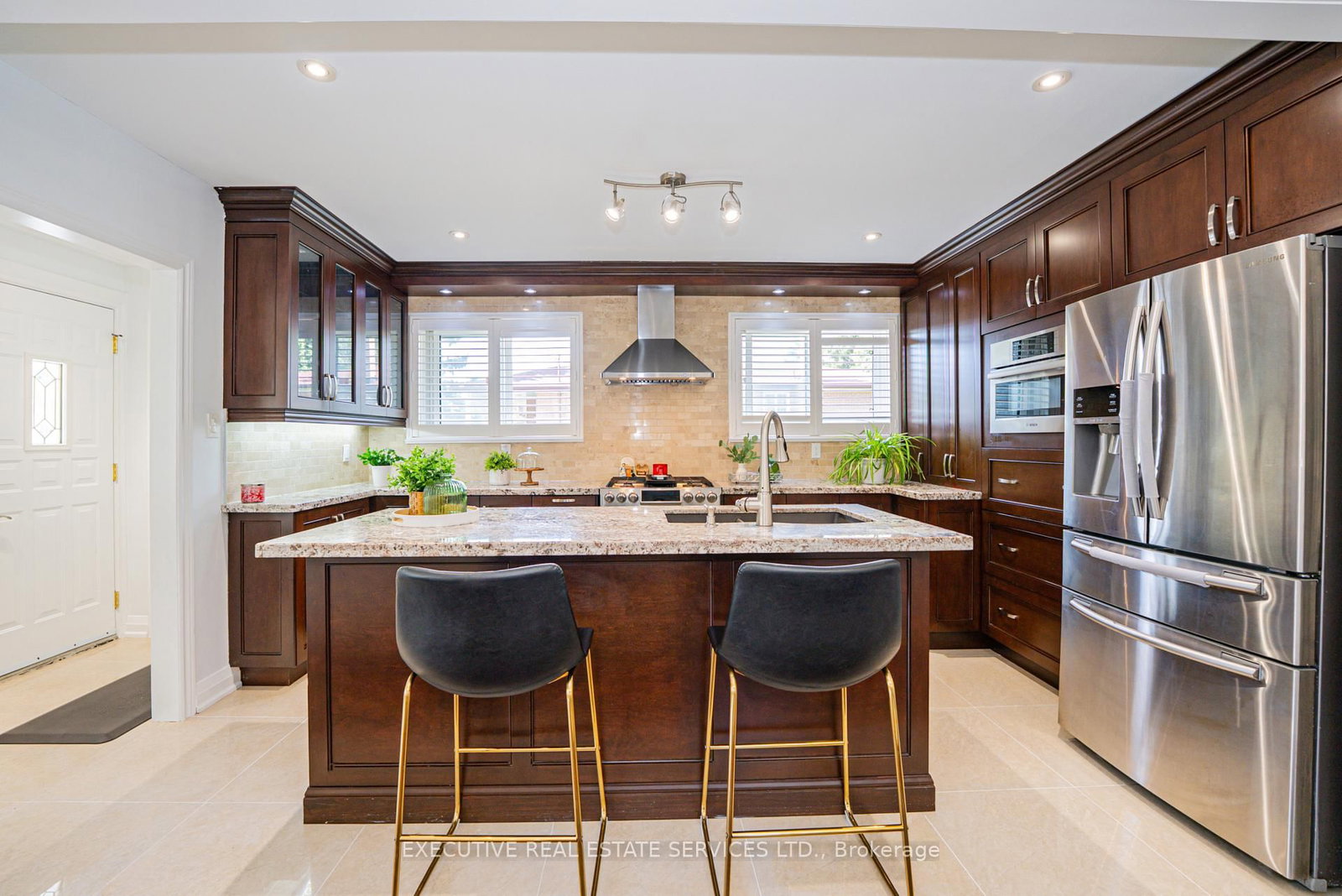 37 Ravenview Drive • Toronto, ON photo 23