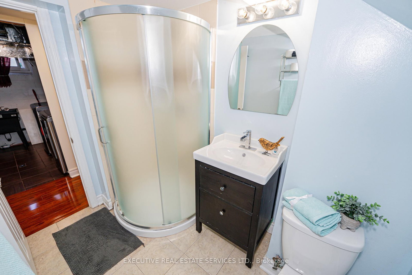 37 Ravenview Drive • Toronto, ON photo 46