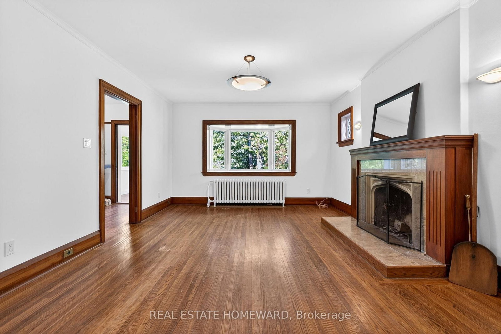 128 Glen Manor Drive • Toronto, ON photo 27