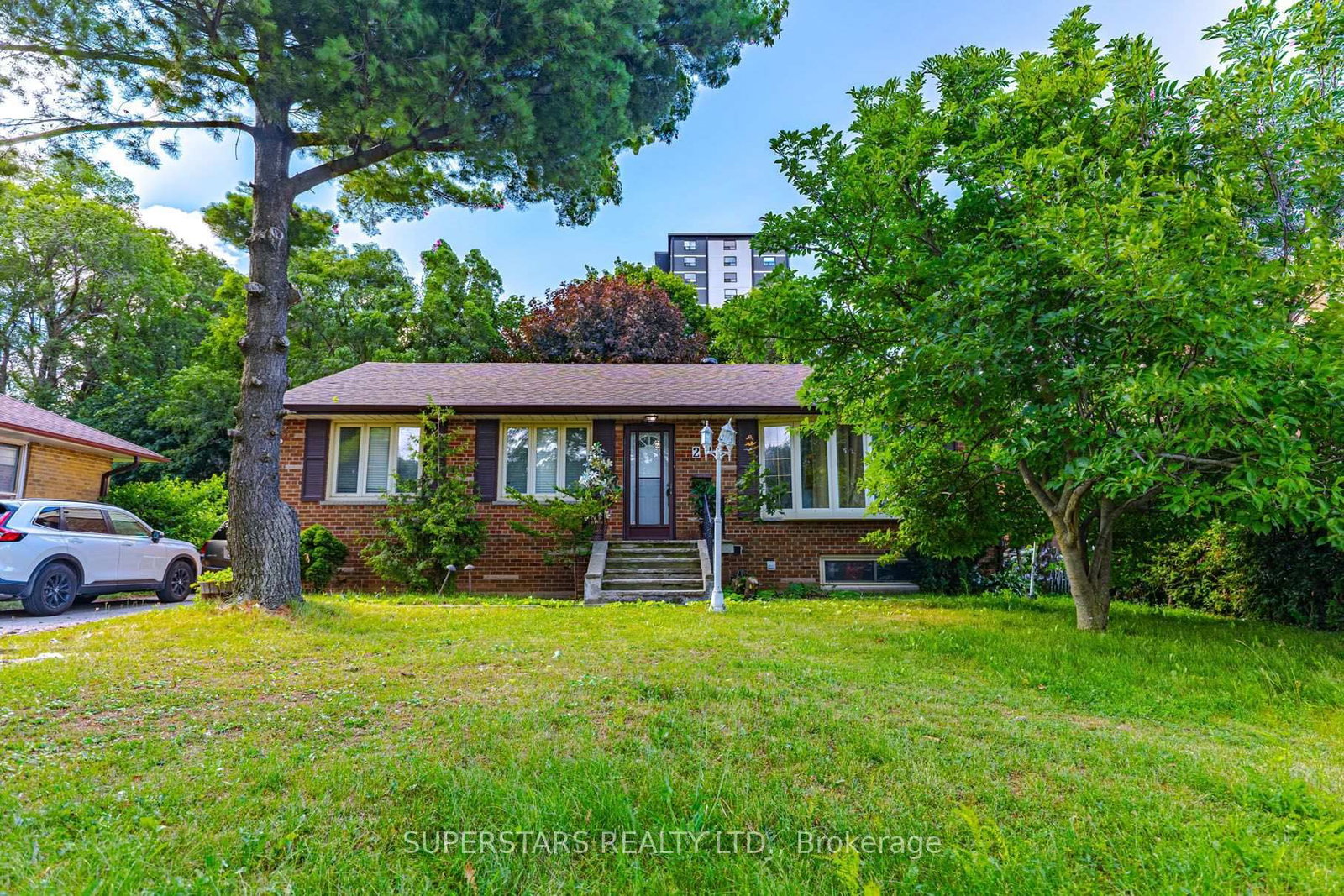 23 Dunelm Street, Toronto, ON