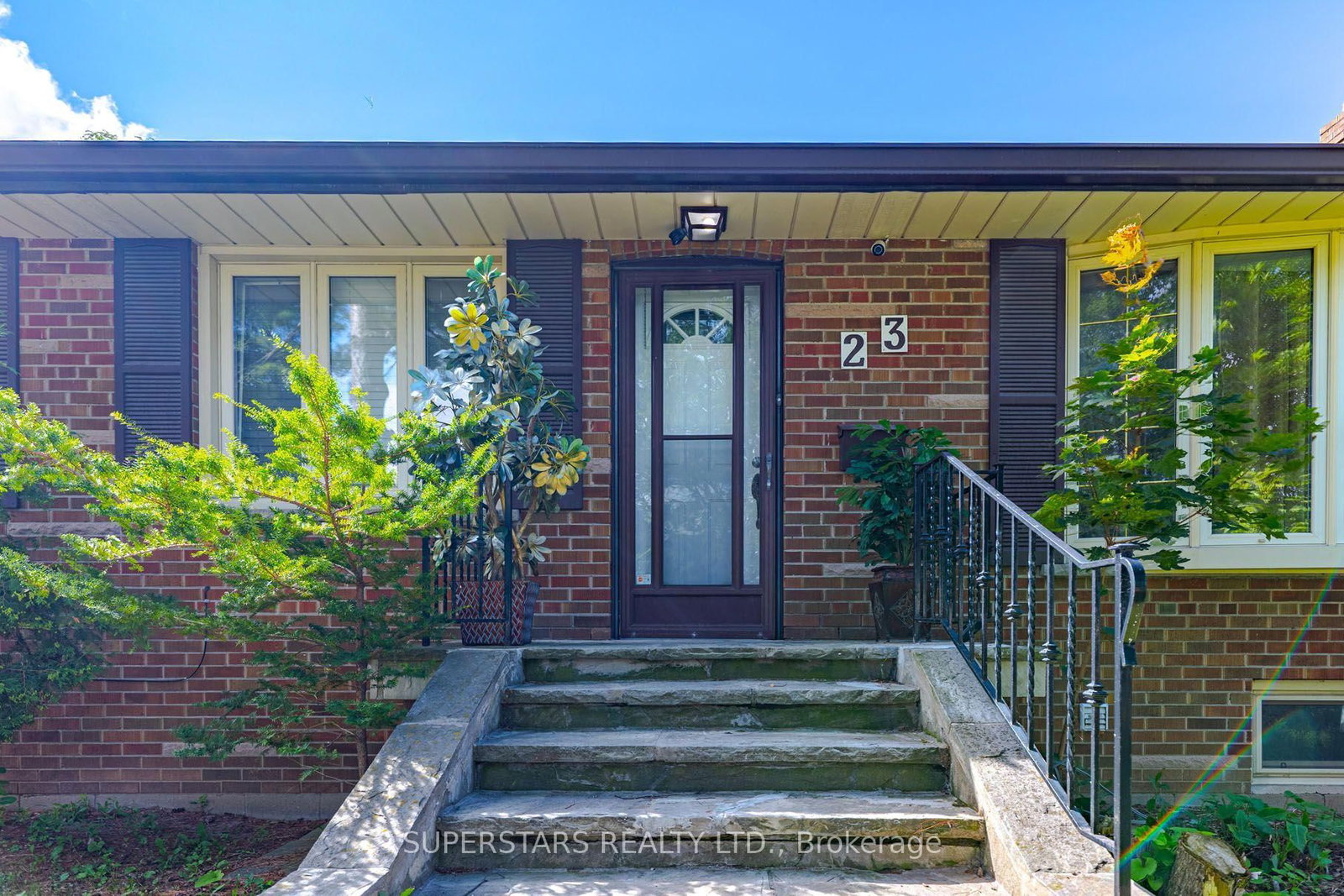 23 Dunelm Street • Toronto, ON photo 3
