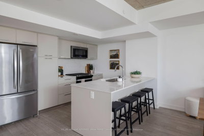 665 E Queen Street • #502 • Toronto, ON