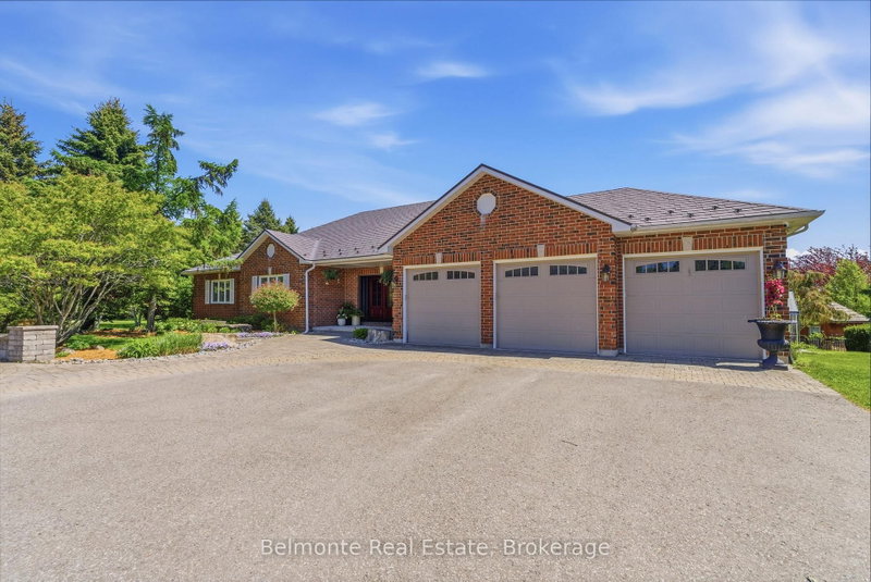 1045 Brawley Road W