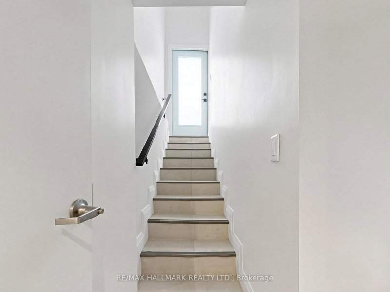 Basement Room 1 - 2205 Victoria Park Avenue