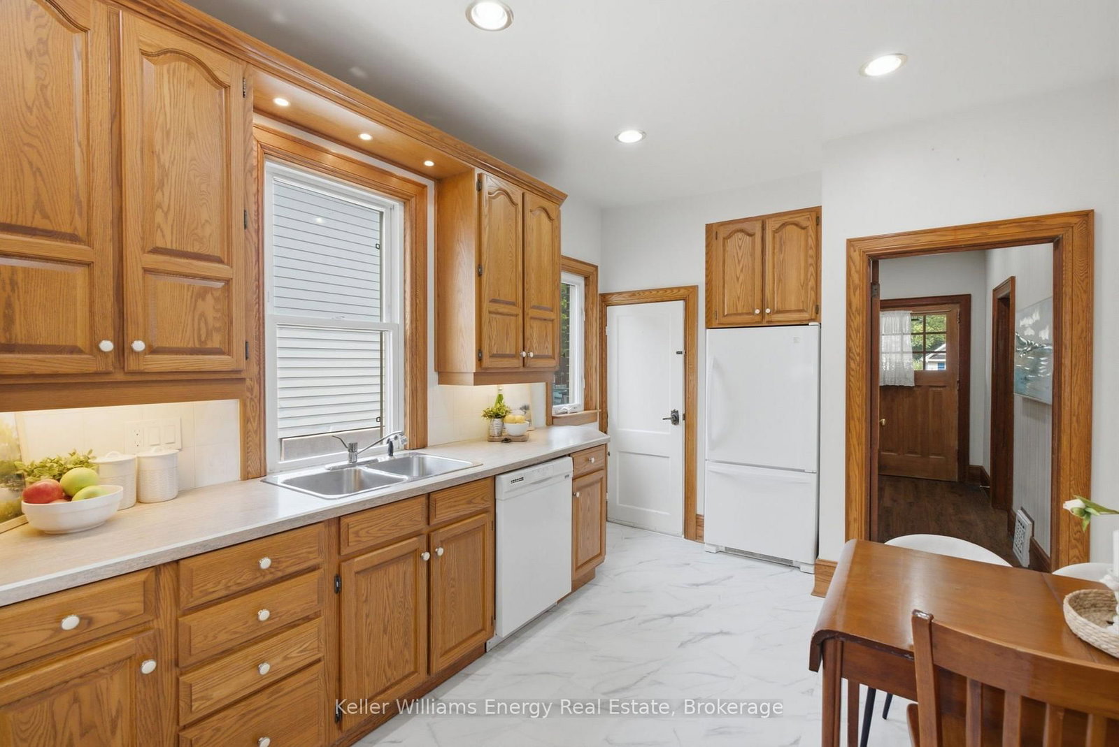 100 Burk Street • Oshawa, ON photo 14