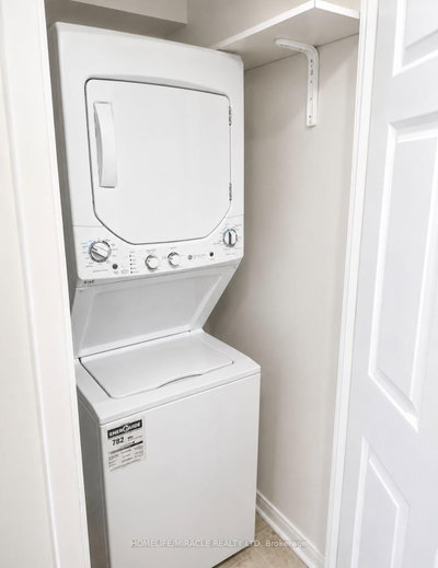 Unit 1507 — 88 Alton Towers Circle — photo 5