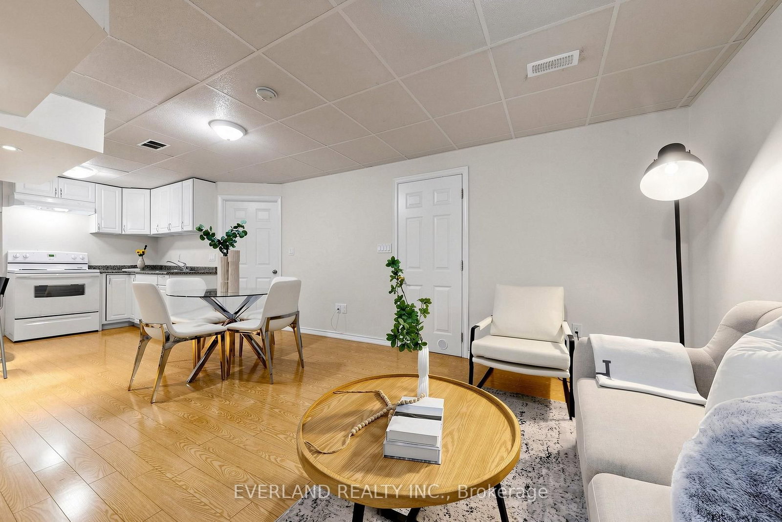 38 Six Nations Avenue • Toronto, ON photo 23