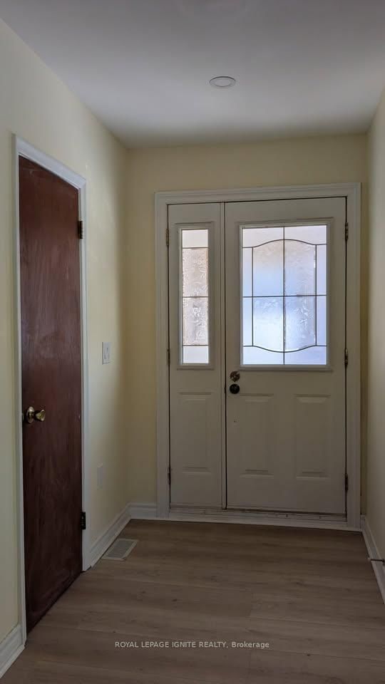Main - 15 Beacham Crescent
