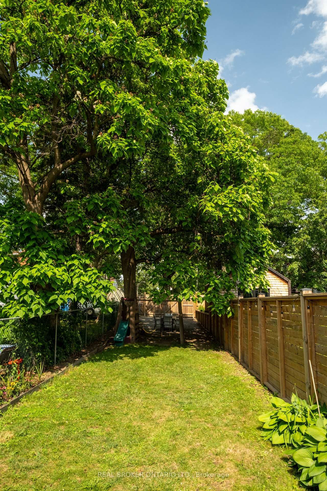 37 Gledhill Avenue • Toronto, ON photo 43