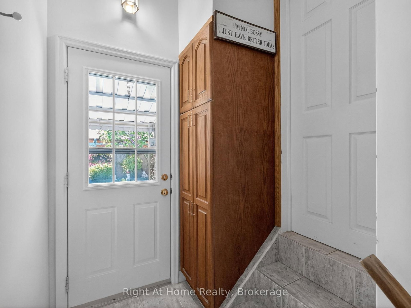 47 Churchill Avenue • Oshawa, ON photo 28