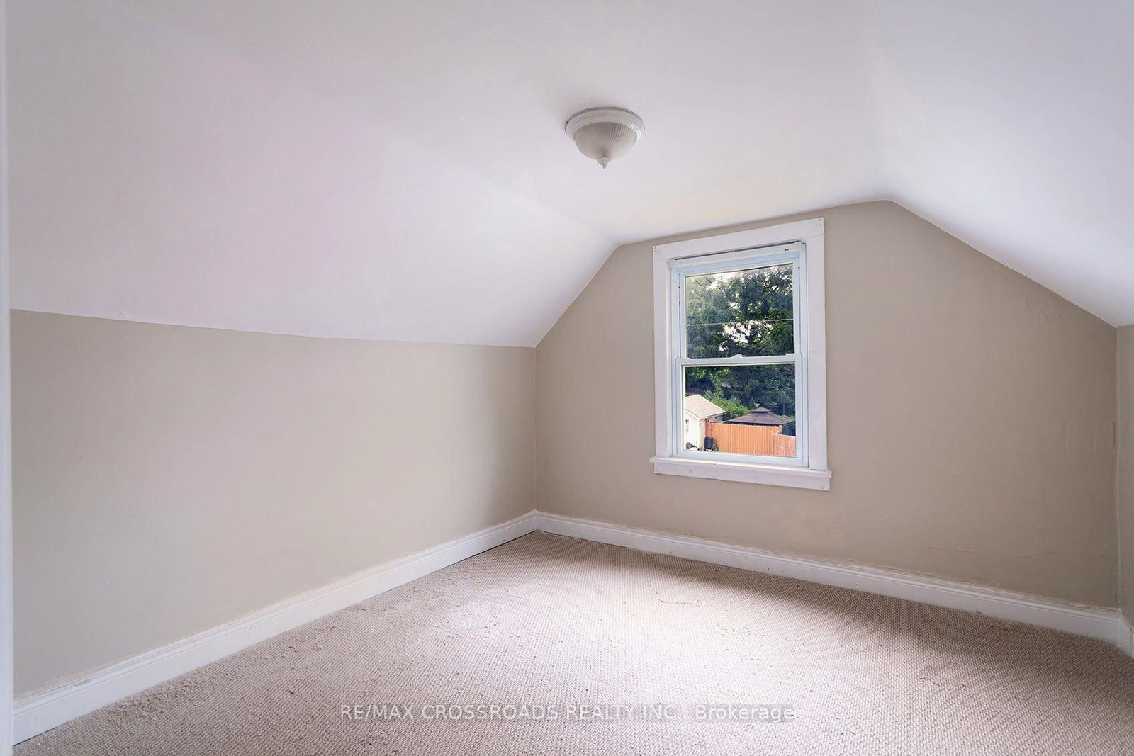313 Olive Avenue • Oshawa, ON photo 25