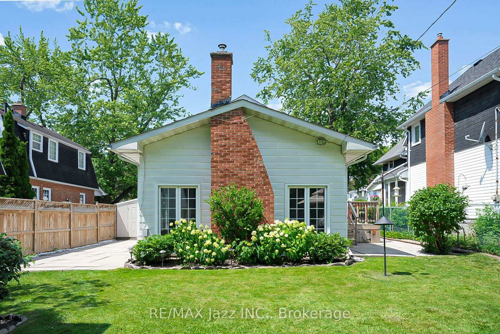 559 Masson Street • Oshawa, ON photo 20