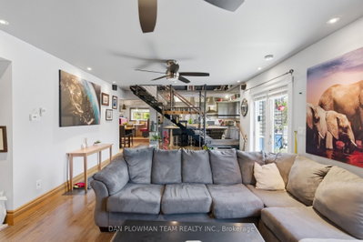 678 W King Street • Oshawa, ON photo 5