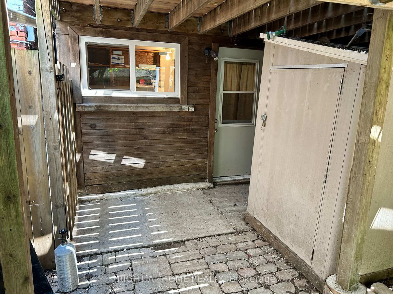 280 Kenilworth Avenue • Toronto, ON photo 20
