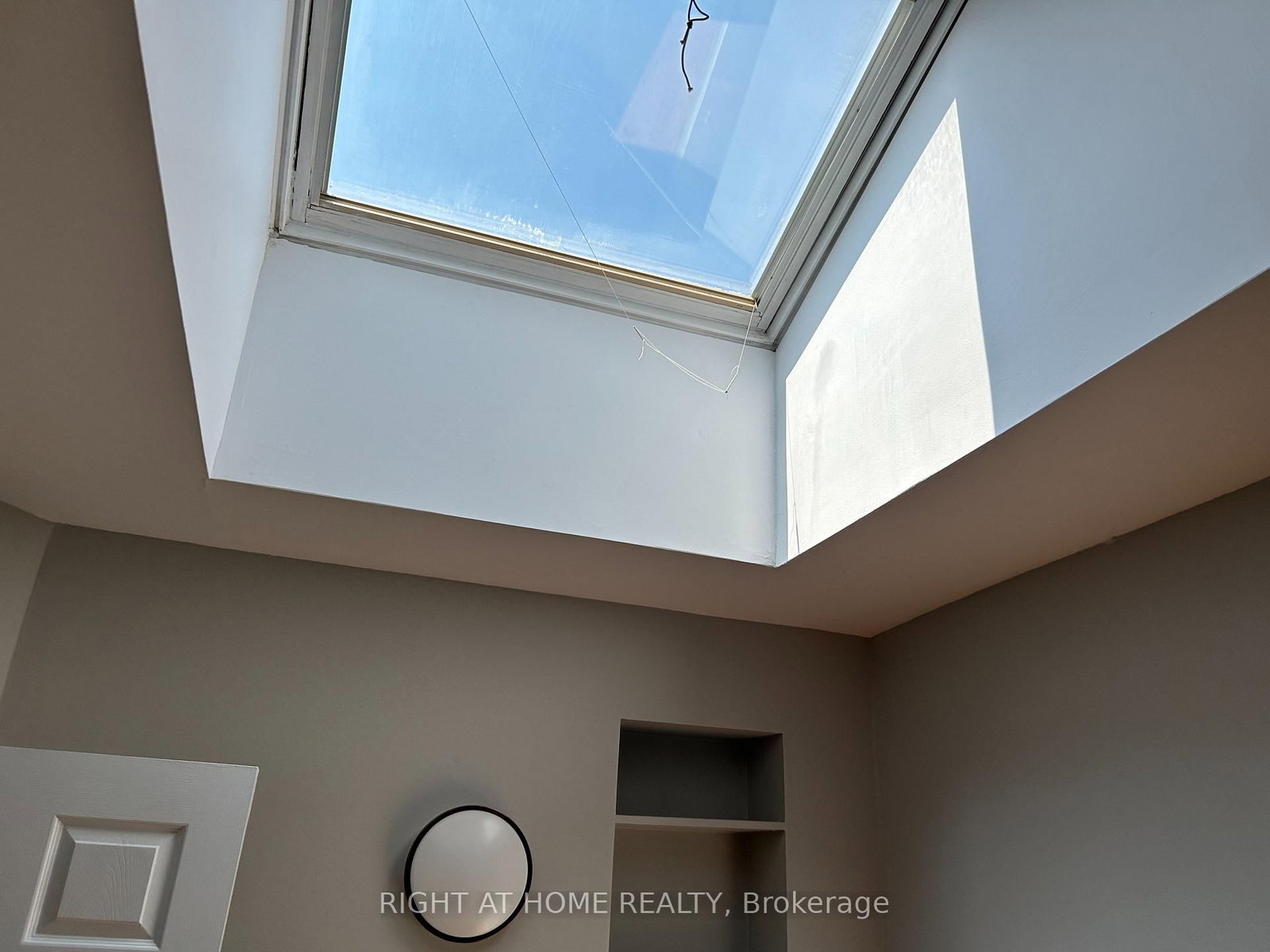 280 Kenilworth Avenue • Toronto, ON photo 25