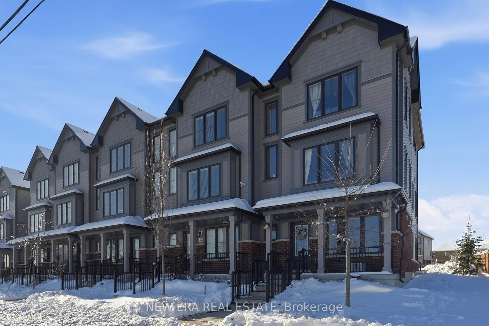 44 Jerome Way • Clarington, ON photo 2