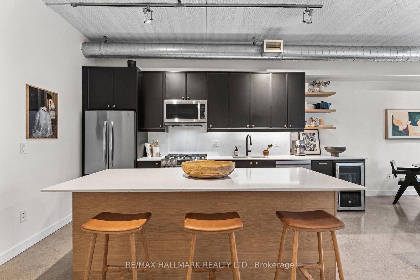 202-747 Queen Street, Toronto, ON, photo 3