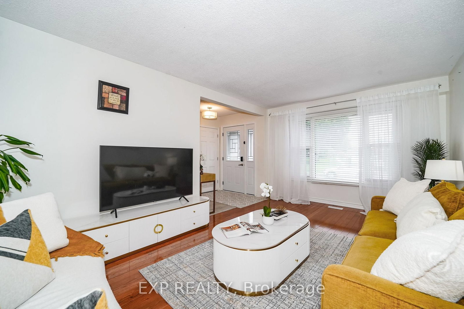 246 N Mary Street • Oshawa, ON photo 5