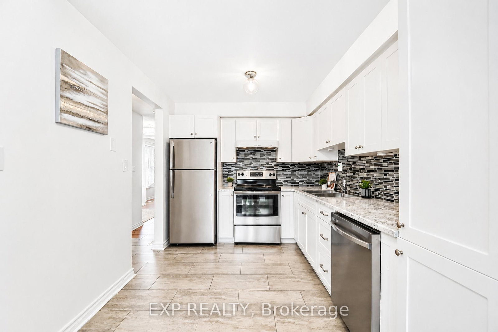246 N Mary Street • Oshawa, ON photo 9