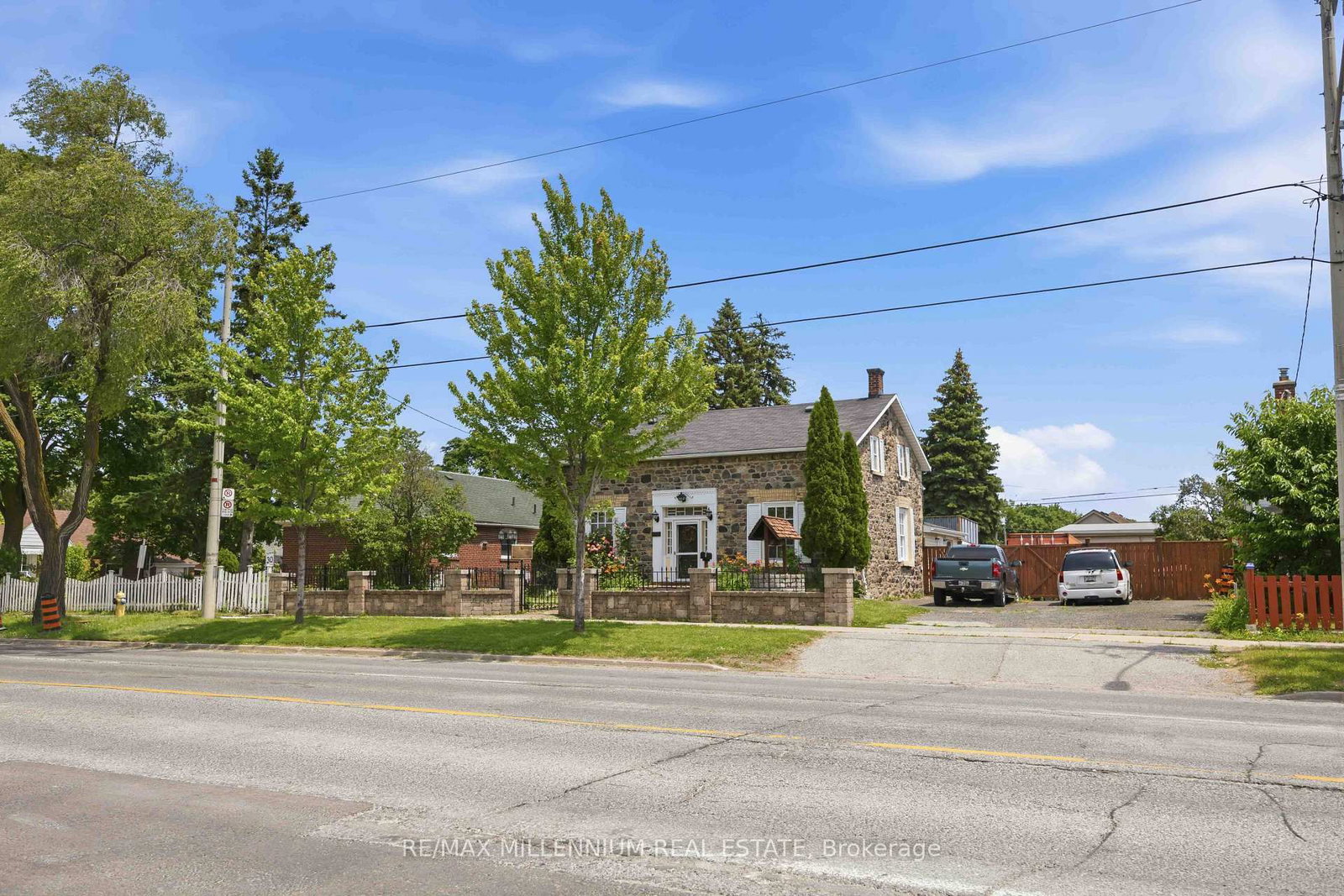 1355 Victoria Park Avenue • Toronto, ON photo 23