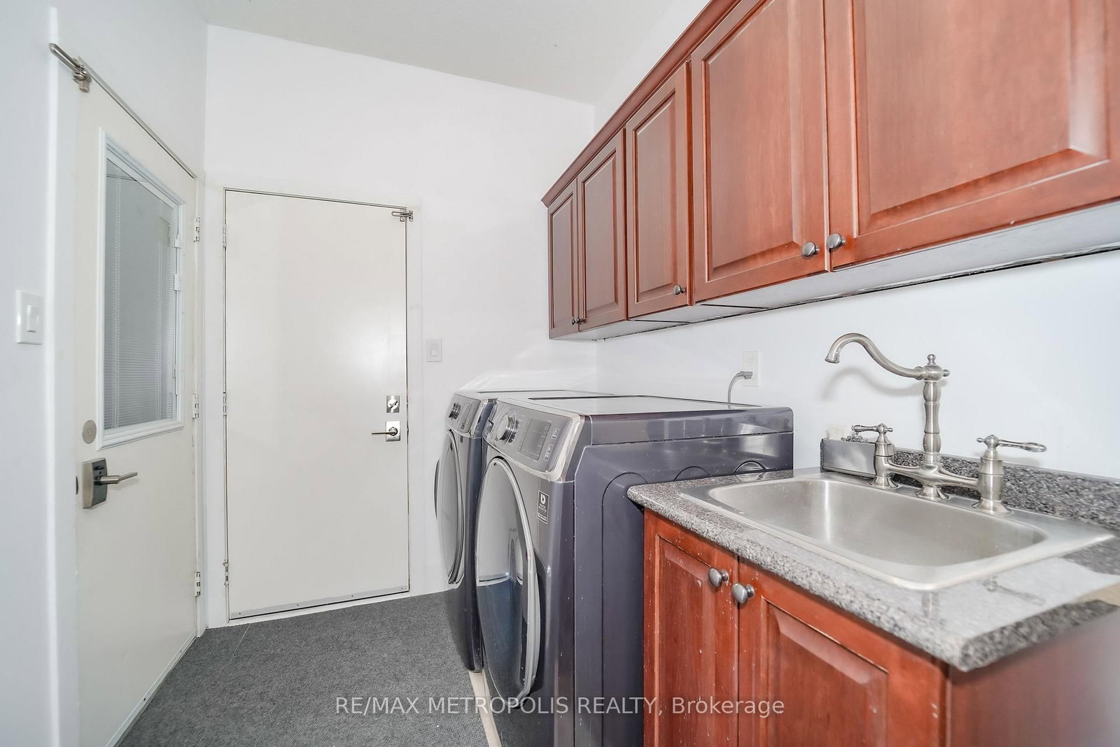 37 Bennett Road • Toronto, ON photo 19