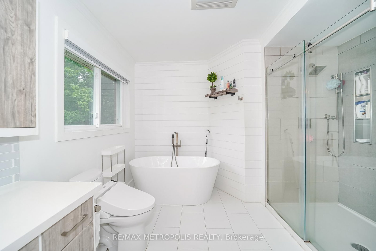 37 Bennett Road • Toronto, ON photo 28