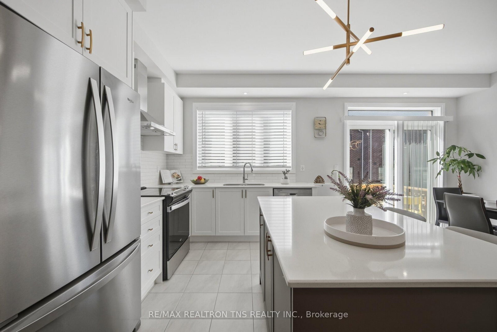 957 Cormorant Path • Pickering, ON photo 11