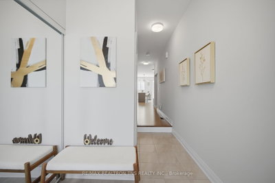 957 Cormorant Path • Pickering, ON photo 3