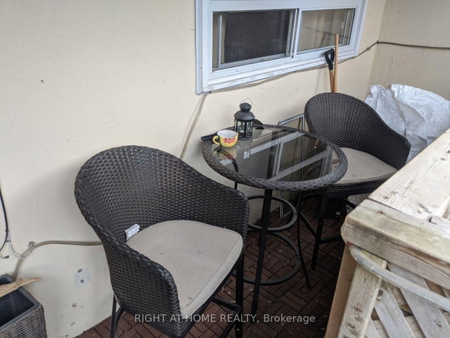5 - 264 Monarch Park Avenue