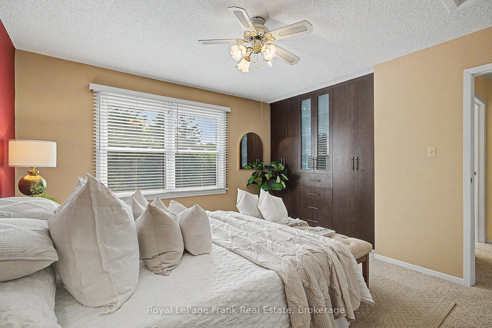560 Reynolds Street • Whitby, ON photo 19